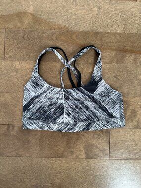Lululemon Energy Bra in Heat Wave White/Black